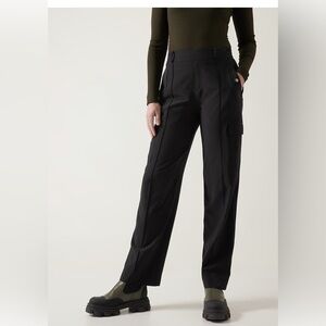 Athleta Vienna Cargo Pant Hike Everyday Athleisure black size 22 casual outdoor